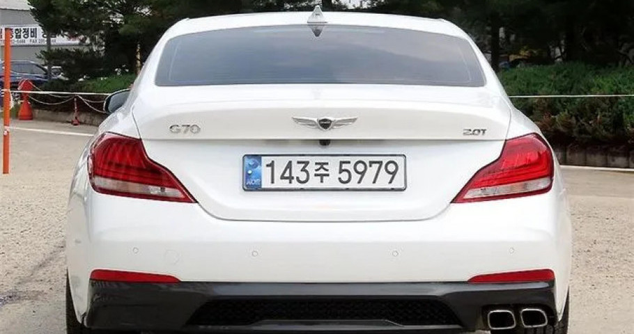 Genesis G70 