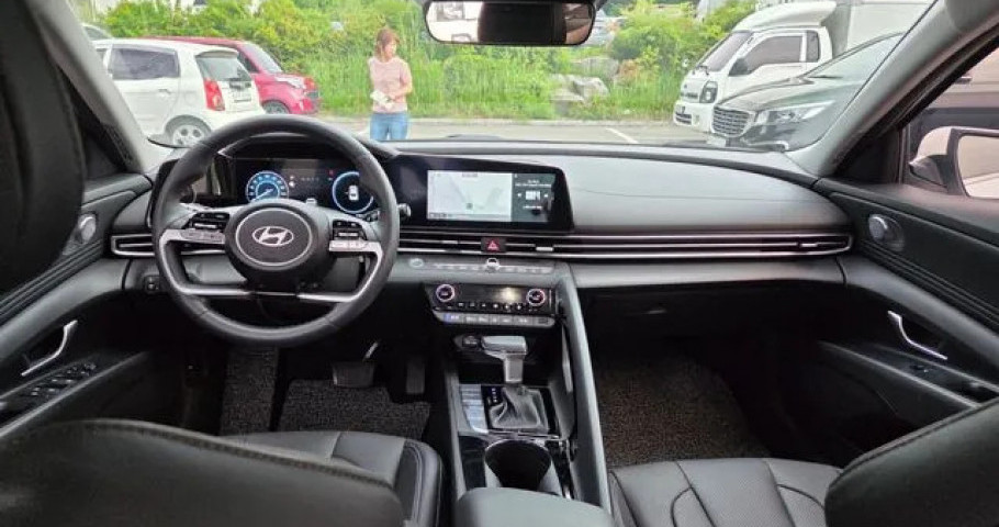 Hyundai Avante (Elantra) 