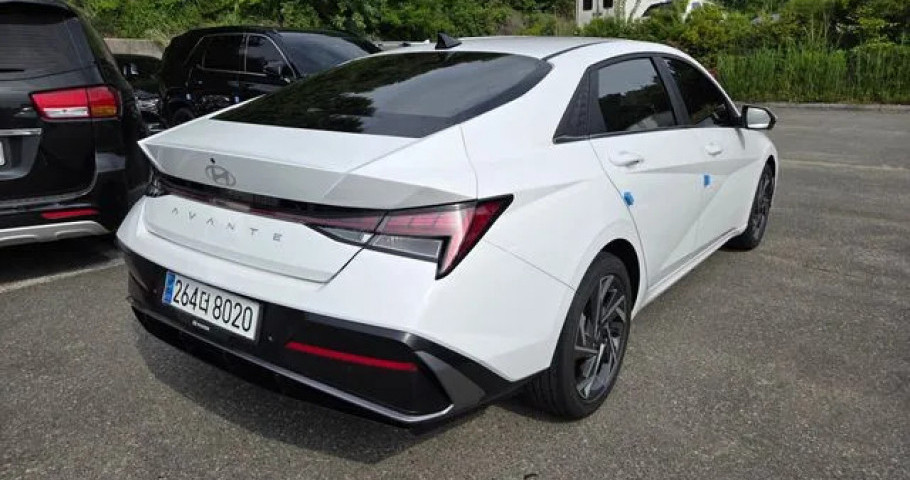 Hyundai Avante (Elantra) 