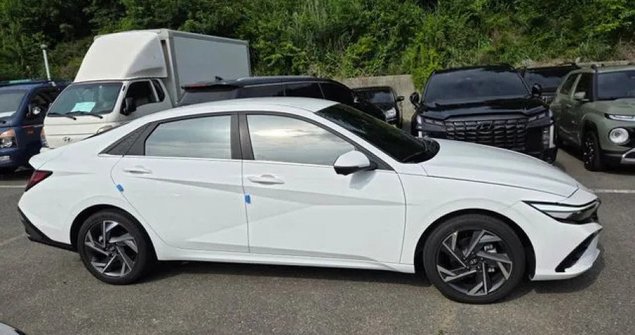 Hyundai Avante (Elantra) 