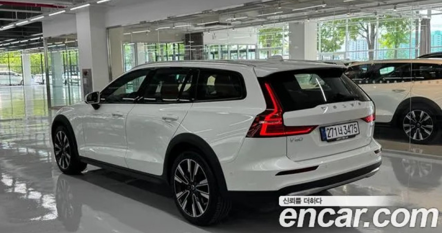 Volvo V60 