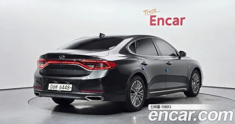 Hyundai Grandeur 