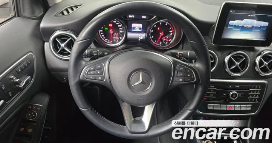 Mercedes-Benz Gla-Class 