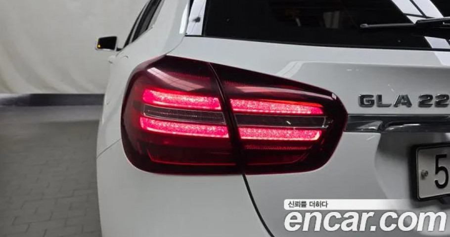 Mercedes-Benz Gla-Class 
