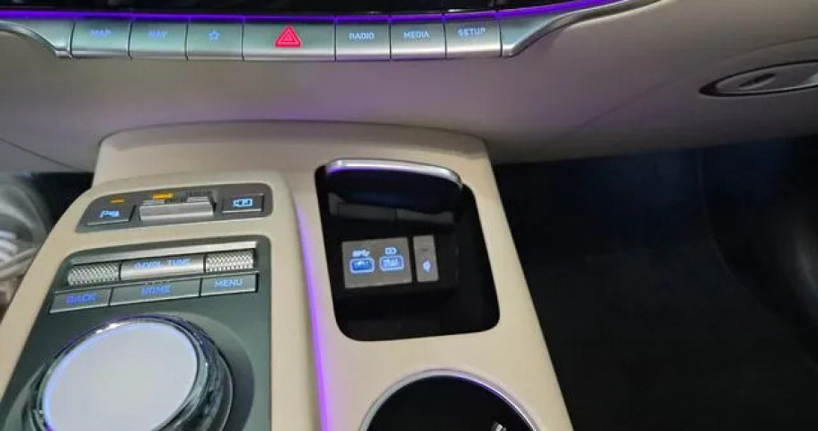 Genesis Gv70 