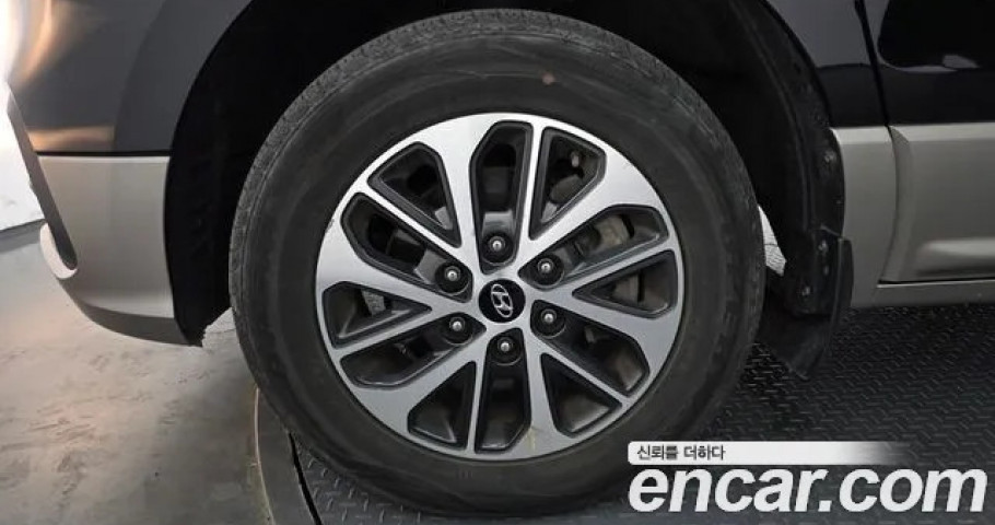 Hyundai Starex 