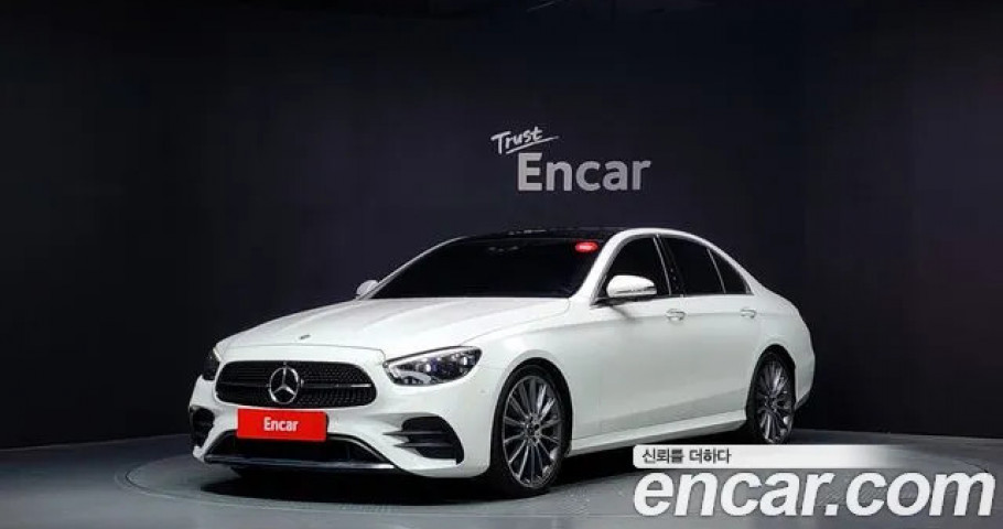 Mercedes-Benz E-Class 