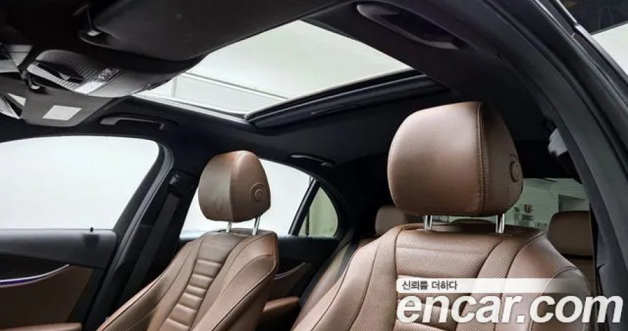 Mercedes-Benz E-Class 