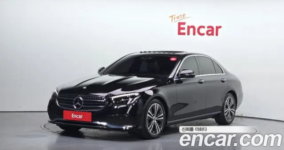 Mercedes-Benz E-Class 