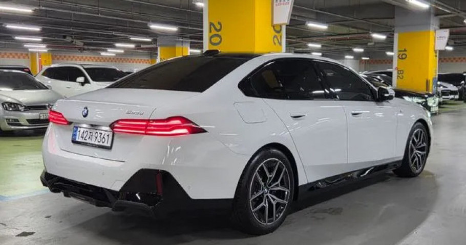 Bmw 5-Series 