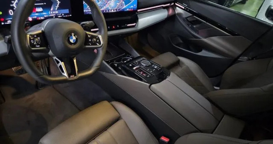 Bmw 5-Series 