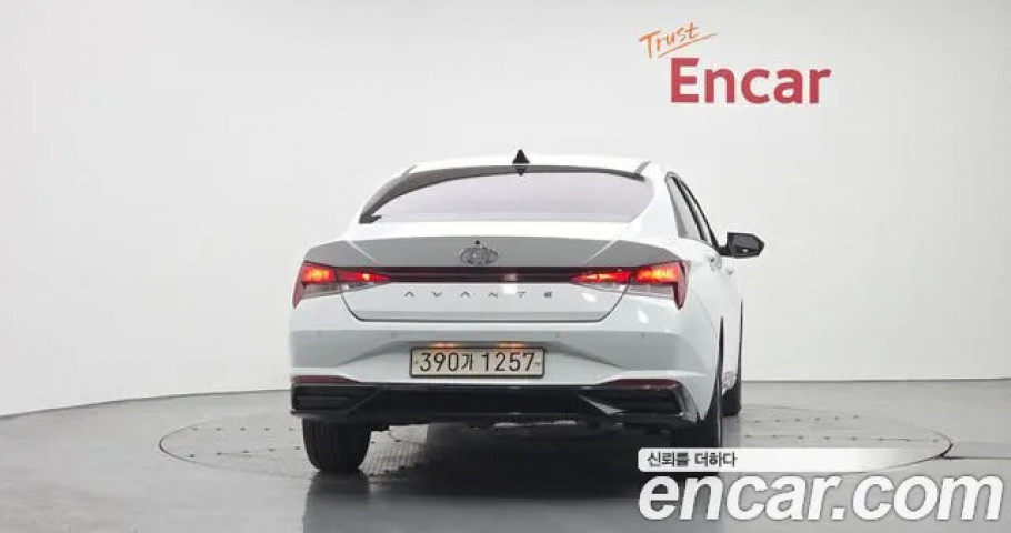 Hyundai Avante (Elantra) 