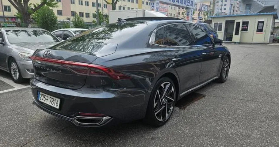 Hyundai Grandeur 