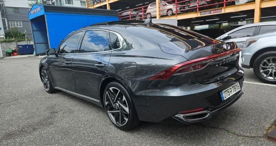 Hyundai Grandeur 