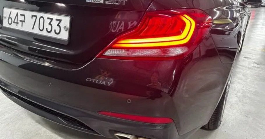 Genesis G70 