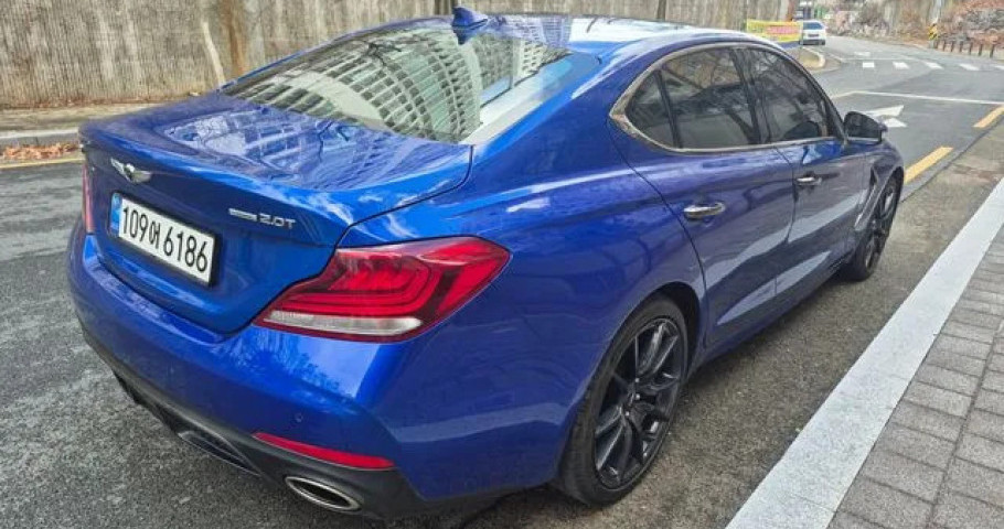Genesis G70 