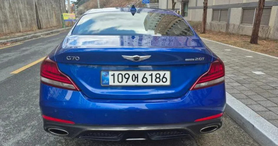 Genesis G70 