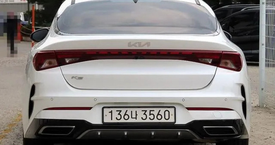 Kia K5 