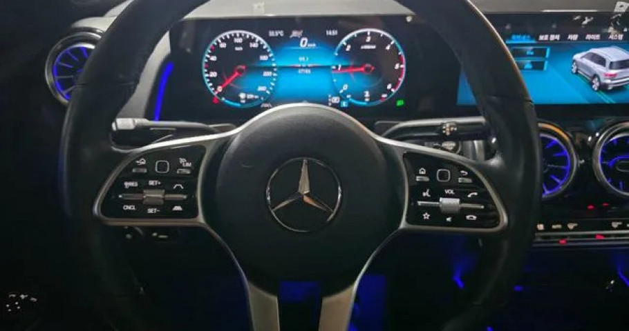 Mercedes-Benz Glb-Class 