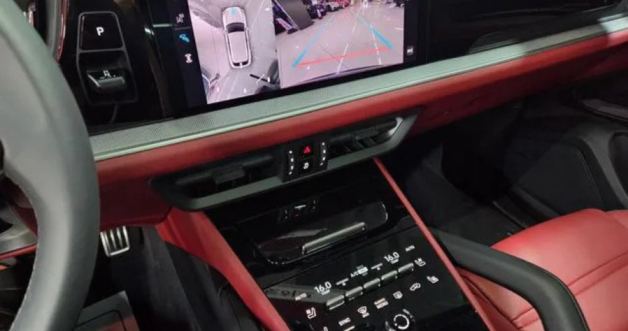 Porsche Cayenne 