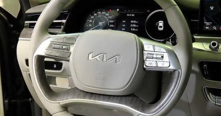 Kia K9 