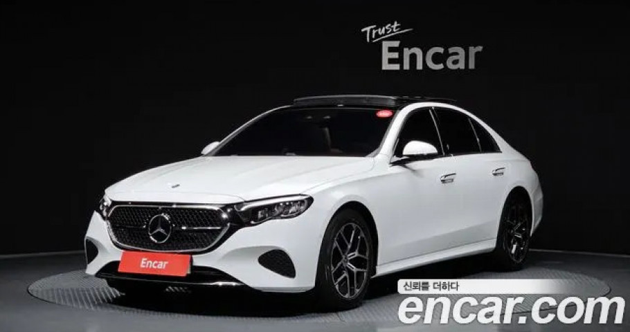 Mercedes-Benz E-Class 