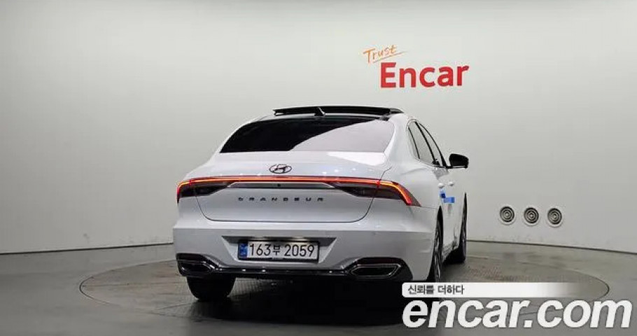 Hyundai Grandeur 