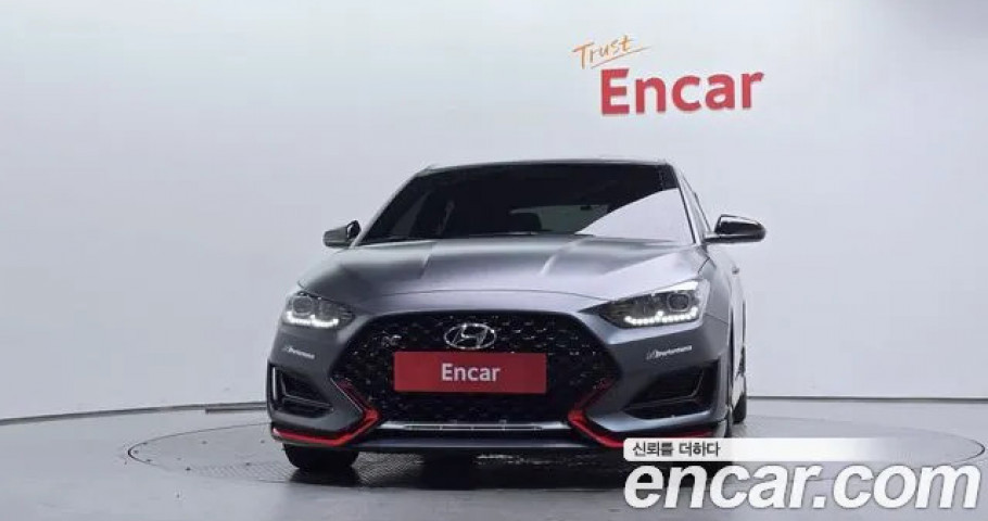 Hyundai Veloster 