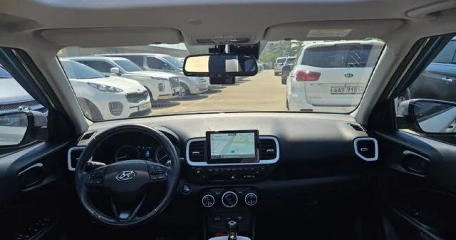 Hyundai Venue 