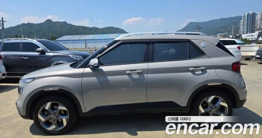 Hyundai Venue 