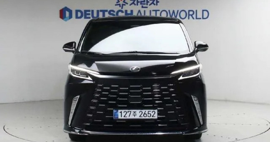 Lexus Lm 
