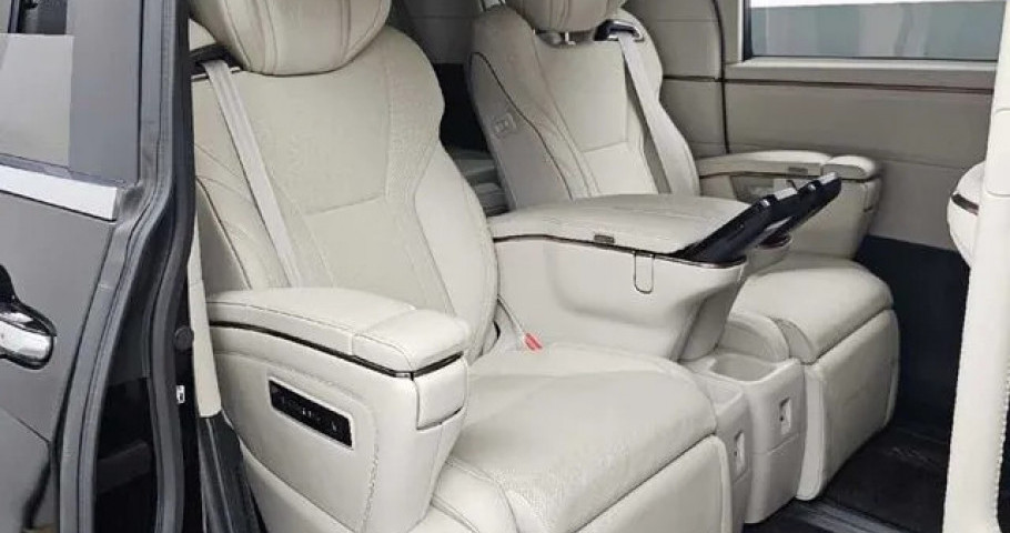 Lexus Lm 