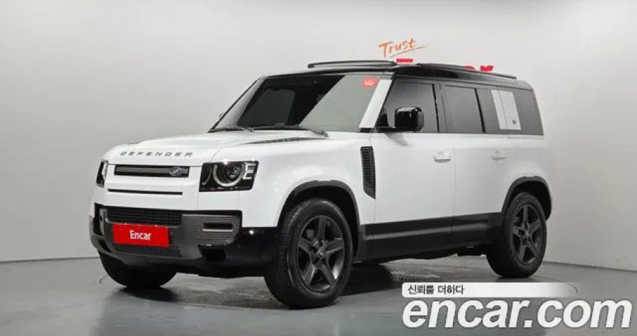 Land Rover Defender 