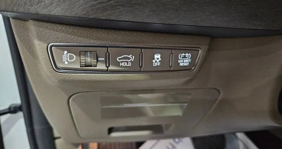 Kia K8 