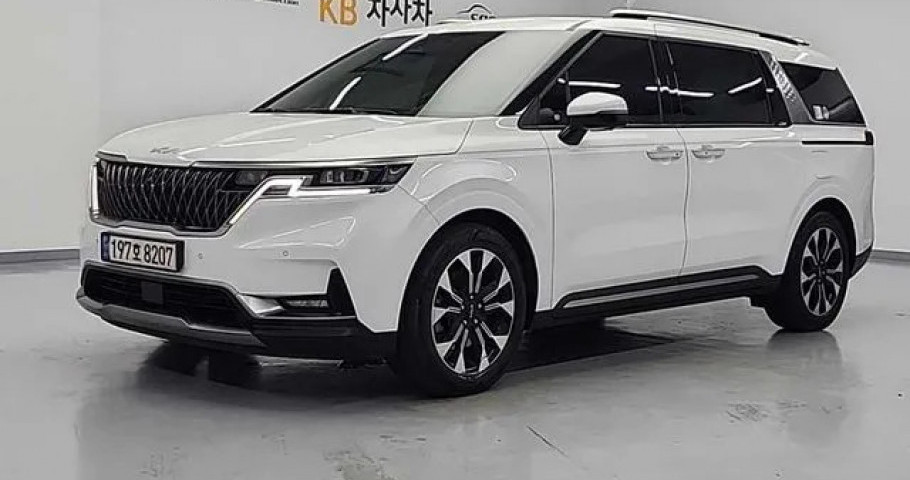 Kia Carnival 