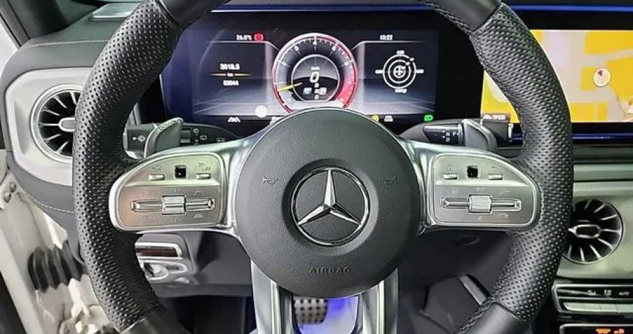 Mercedes-Benz G-Class 