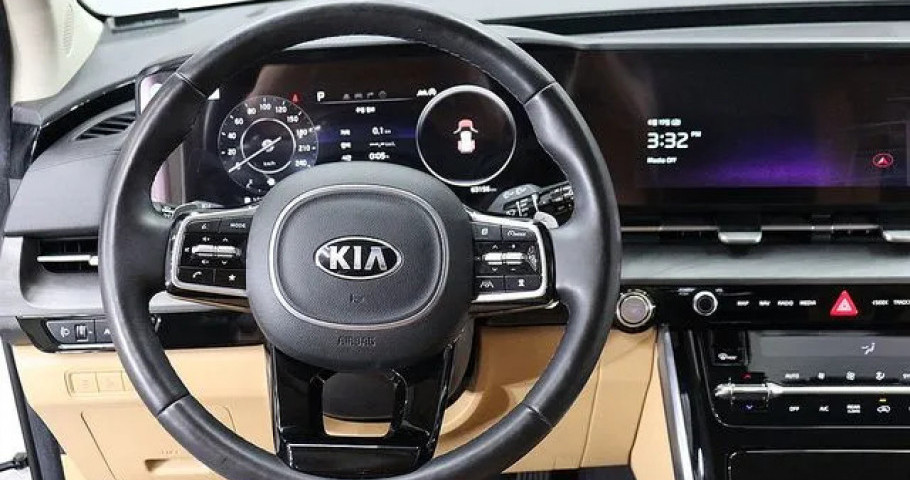 Kia Carnival 