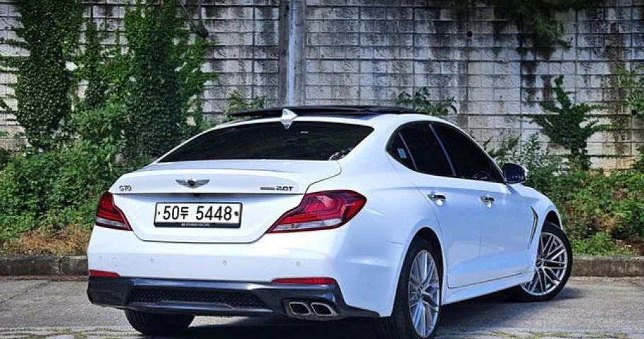 Genesis G70 
