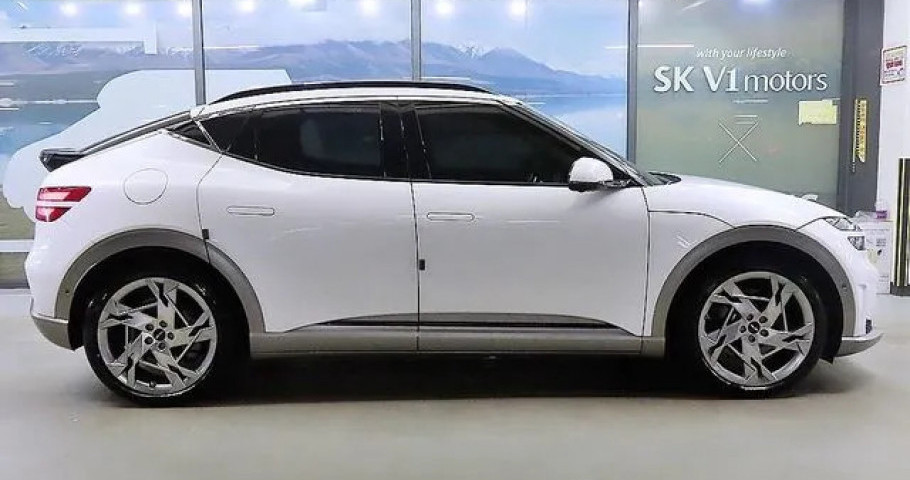 Genesis Gv60 