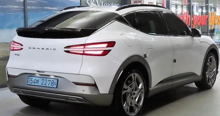 Genesis Gv60 
