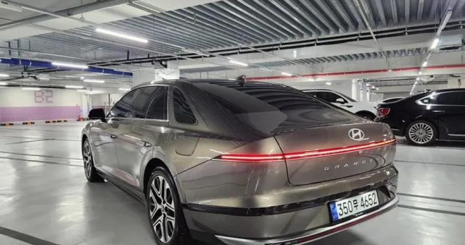 Hyundai Grandeur 