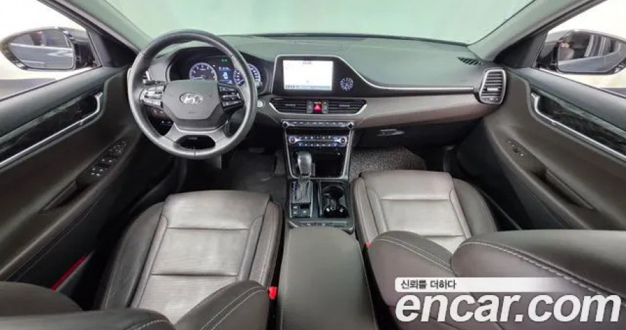 Hyundai Grandeur 