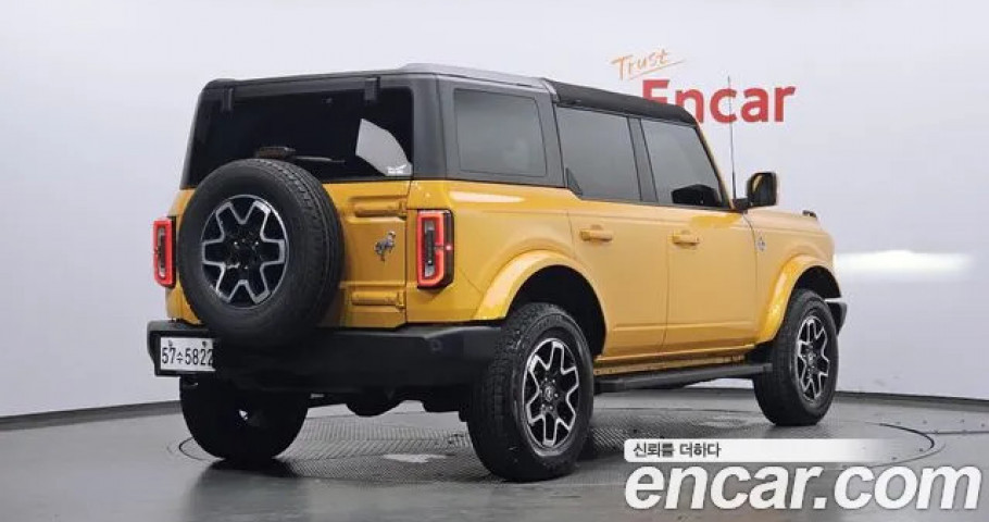 Ford Bronco 