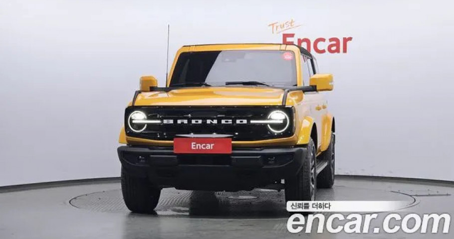 Ford Bronco 