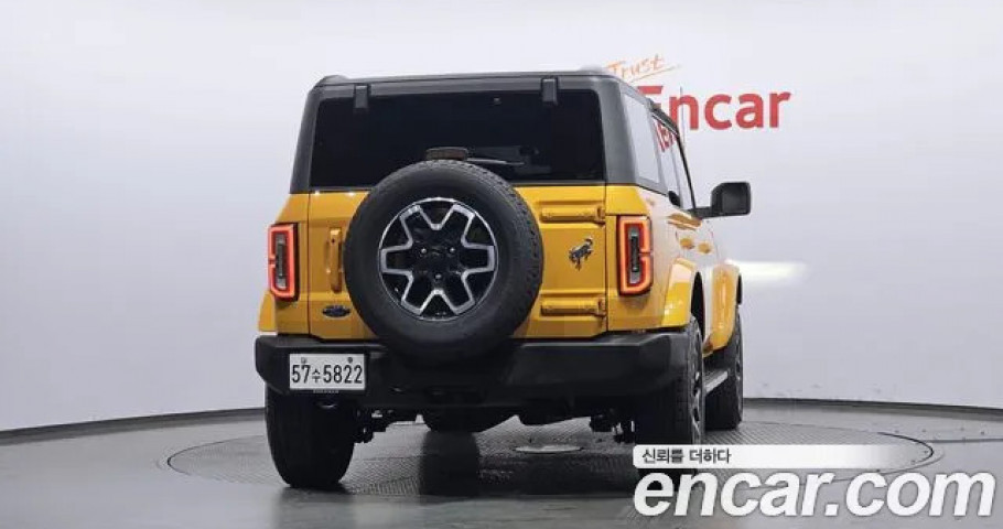 Ford Bronco 