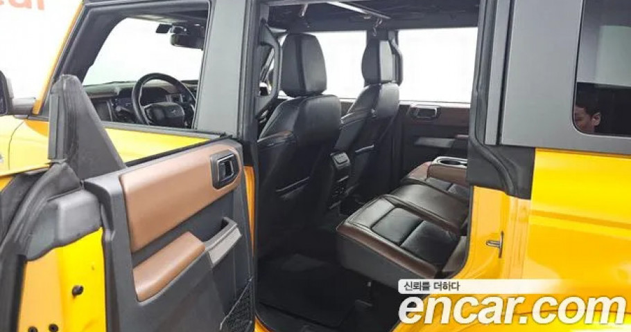 Ford Bronco 