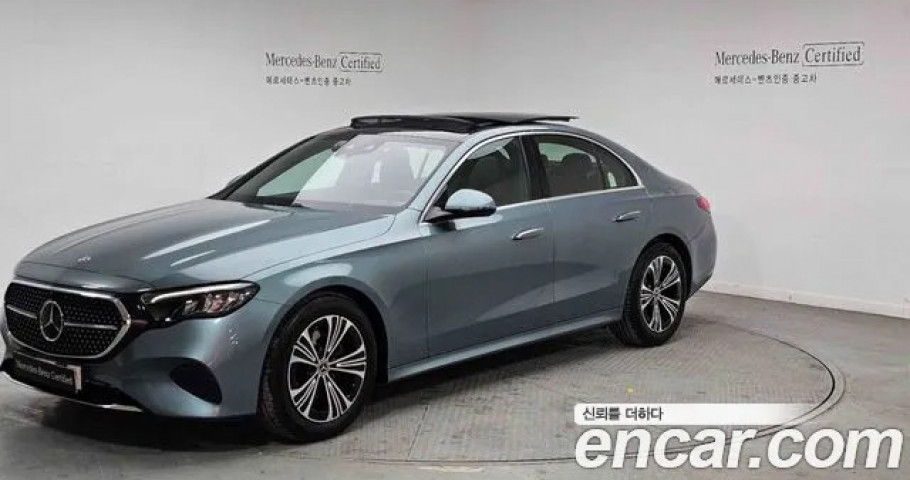 Mercedes-Benz E-Class 