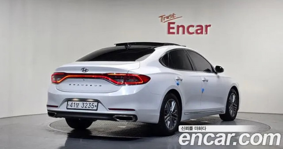 Hyundai Grandeur 