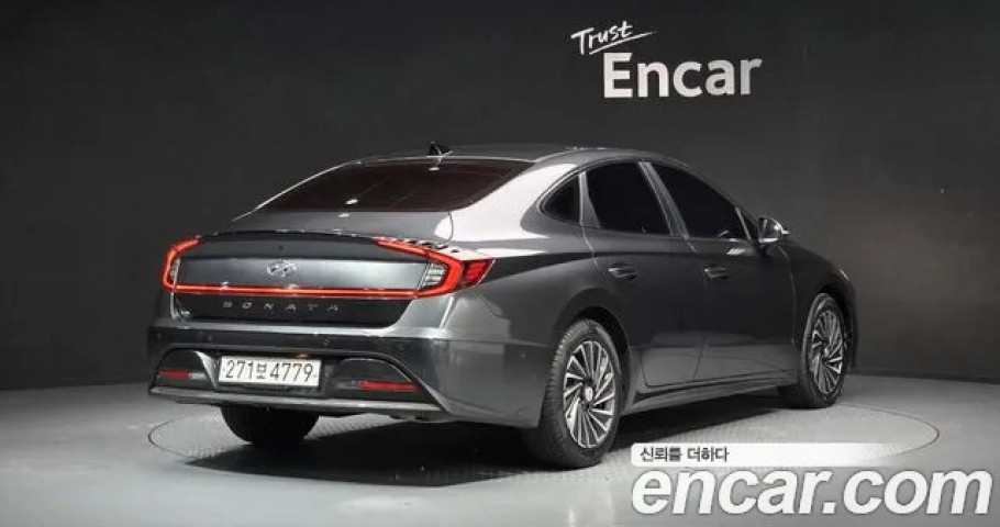 Hyundai Sonata 