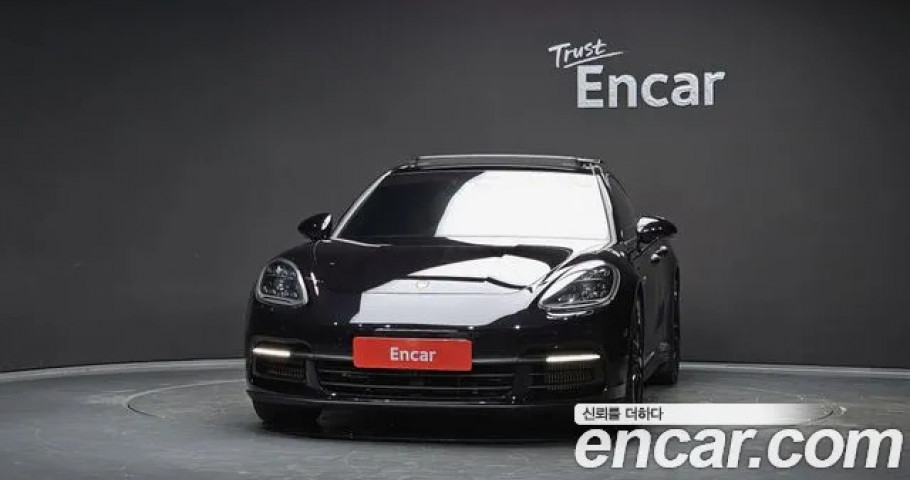 Porsche Panamera 